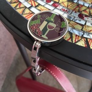 Purse hook w/ velvet pouch, wine design